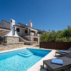 Albaneze Njivice